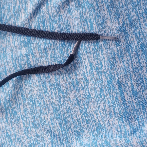 Blue Underarmour Heatgear hoodie - Picture 2 of 3